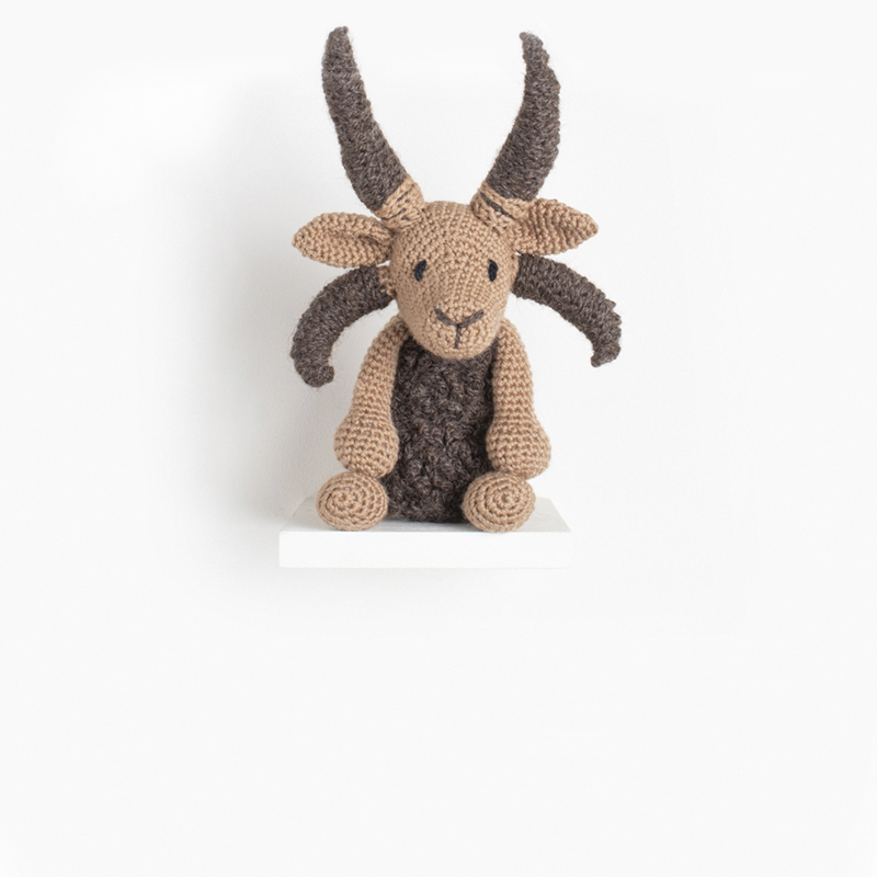 sheep, eds animals, edwards crochet, edwards menagerie, kerry lord